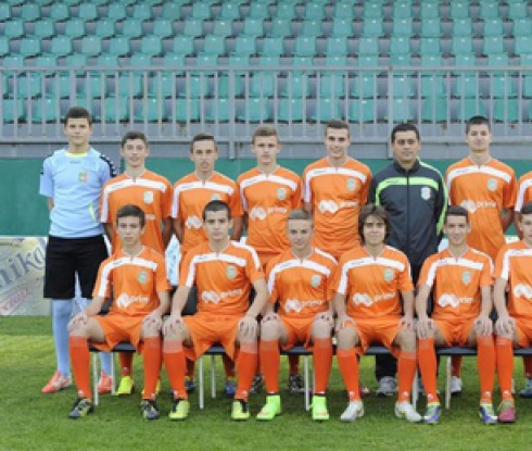 Литекс U-17 би със 7:0 Дунав, нападател вкара 5 гола