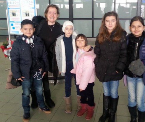 Бобка се прибра в София за празниците