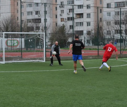 Благотворителен турнир между фенклубовете се проведе в София