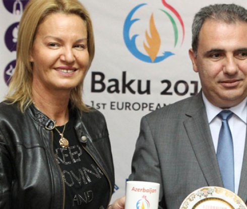 Представиха официалните облекла за "Баку 2015"