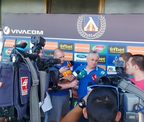 Стоев: В момента отборният дух е преобладаващ в Левски