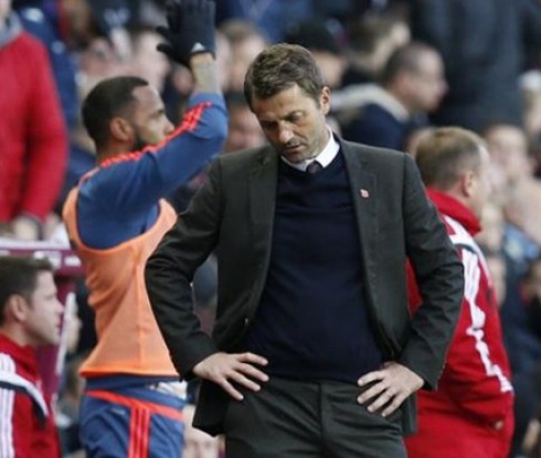 Астън Вила уволни Тим Шърууд