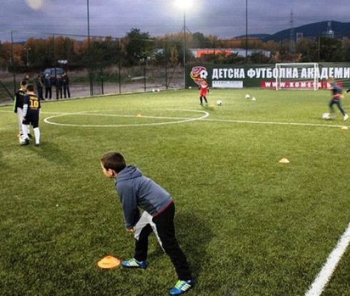 Определят футболния шампион на училищата в "Младост"