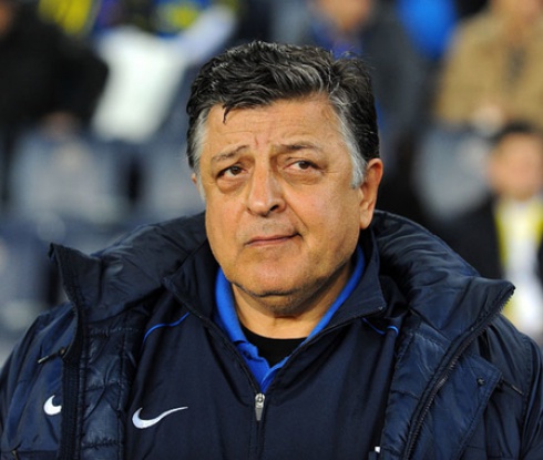 Турски клуб смени пети треньор от началото на сезона