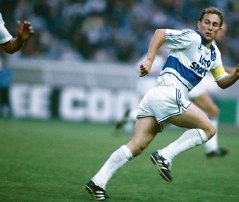 Още един гениален футболист идва за юбилея на Стоичков