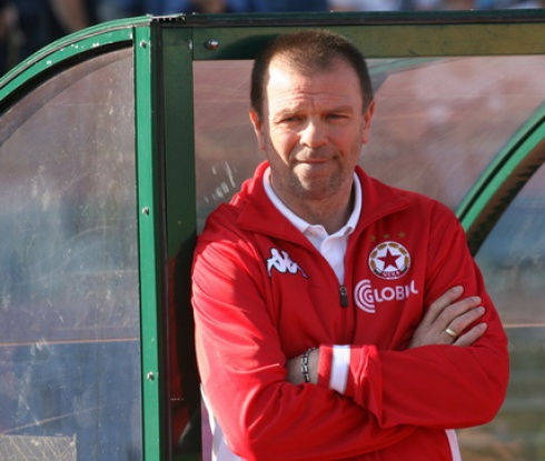 Стойчо Младенов преговаря с казахстанци