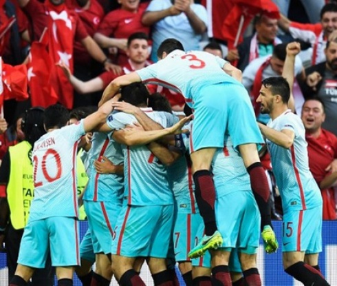 Турция завоюва трето място след бой над Чехия (видео)