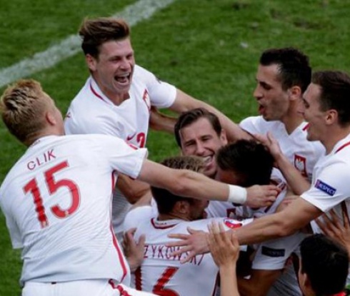 Полша излъга Швейцария след дузпи и продължава напред на Евро 2016 (видео)