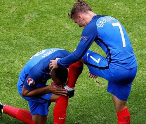 Гризман изведе Франция до четвъртфинал, Ирландия рухна след почивката (видео)