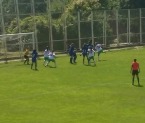 Девойките до 18 г. започнаха с победа на международния турнир в Албена