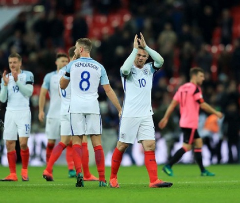Англия взе британския сблъсък с три гола (видео)