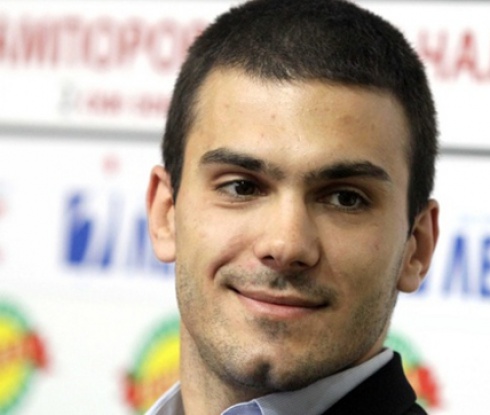 Емануил Димитров получи приза за Спортист на октомври
