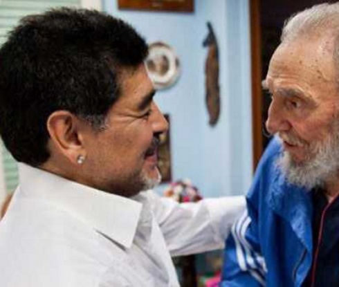 Марадона ще присъства на погребението на Фидел Кастро