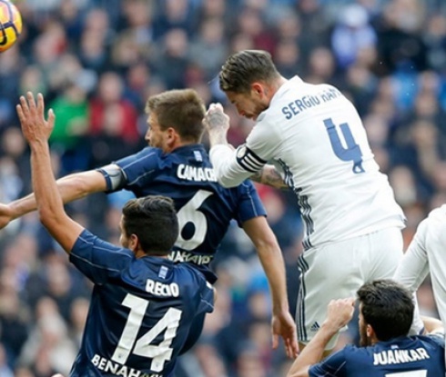 Реал Мадрид се върна на победния път, Рамос герой за "кралете" (видео)
