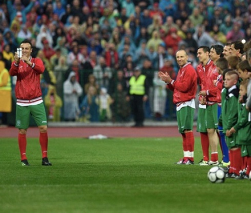 И Бербатов като Стоичков, събира световни величия за Мач на звездите