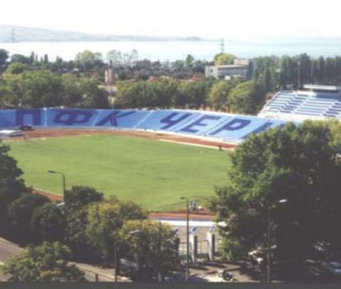 Възстановиха електричеството на стадион "Черноморец"
