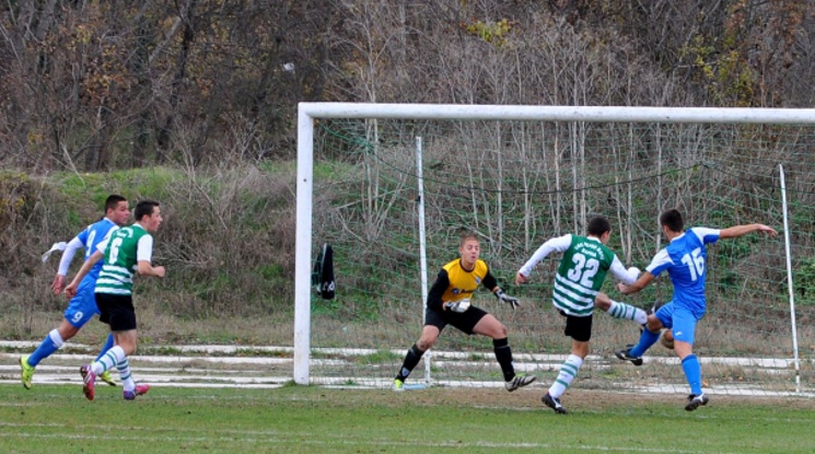 Боево реми за юношите младшата възраст на Черно море