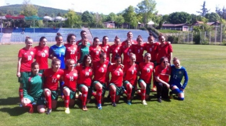 Девойките до 17 г. спечелиха турнира за развитие на УЕФА в Албена