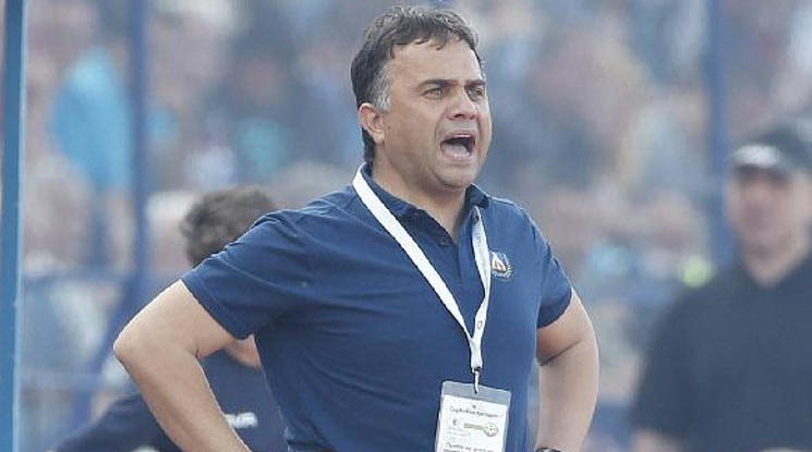 Спас Русев търси нов треньор на Левски