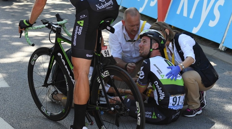 Кавендиш аут от Тур дьо Франс заради фрактура в рамото