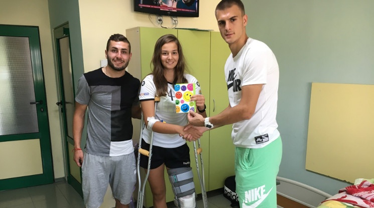От ЦСКА помагат на млада хандбалистка