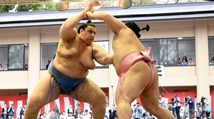 Пролетният турнир по сумо в Осака ще бъде открит с мач на Даниел Иванов