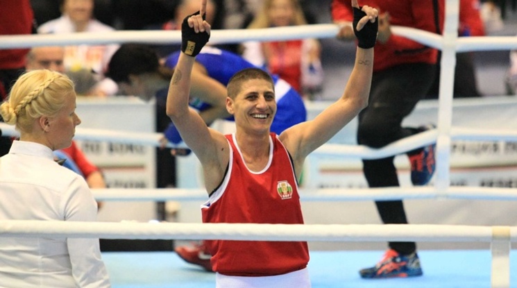 Асенова и Йонузова ще спорят за титлите на Европейското по бокс