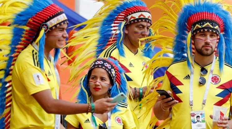 Колумбийски фенове вкараха алкохол на стадиона в Саранск (видео)