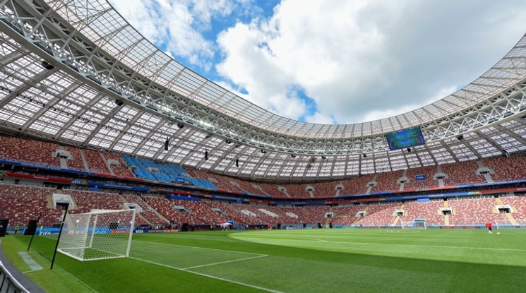 Финалът в Москва е втори по посещаемост през 21-и век