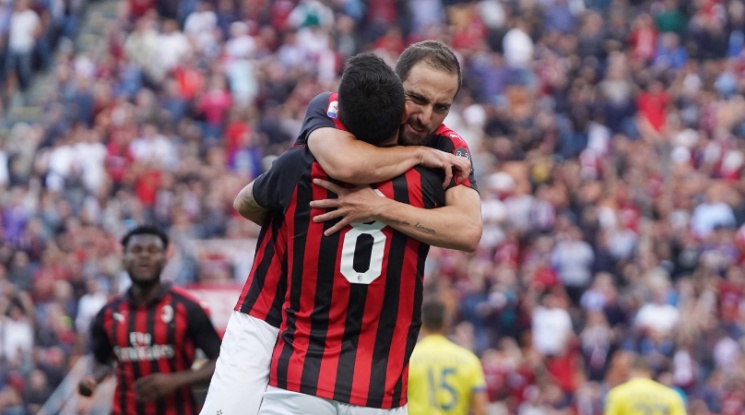Милан влезе в серия от пет мача без загуба, Лацио победи Фиорентина (видео)