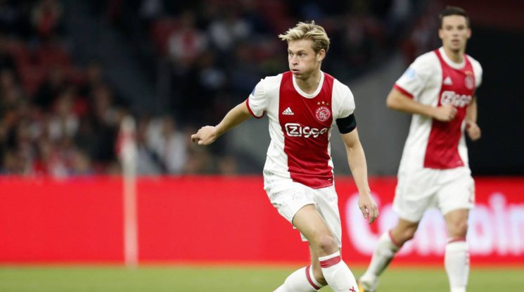Новата звезда на холандския футбол каза "да" на Барса