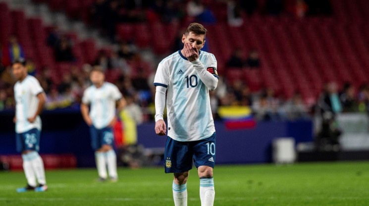 Меси се контузи, а Аржентина отново разочарова (видео)