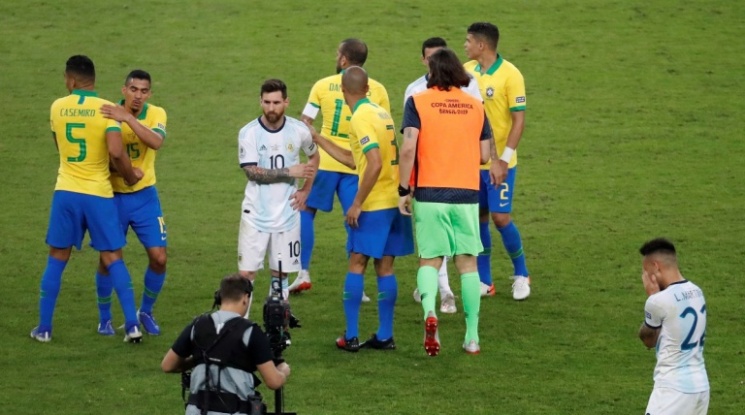 Бразилия разплака Аржентина и Меси, кариоките ще играят финал на Копа Америка (видео)