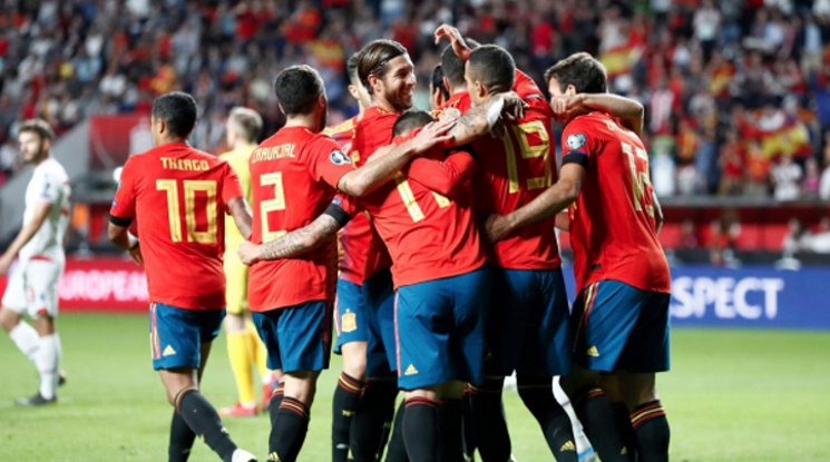 Испания с категоричен успех срещу Фарьорските острови