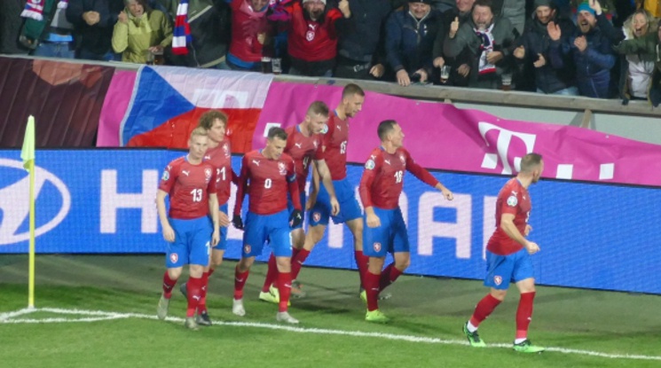 Чехия се класира за Евро 2020 (видео)