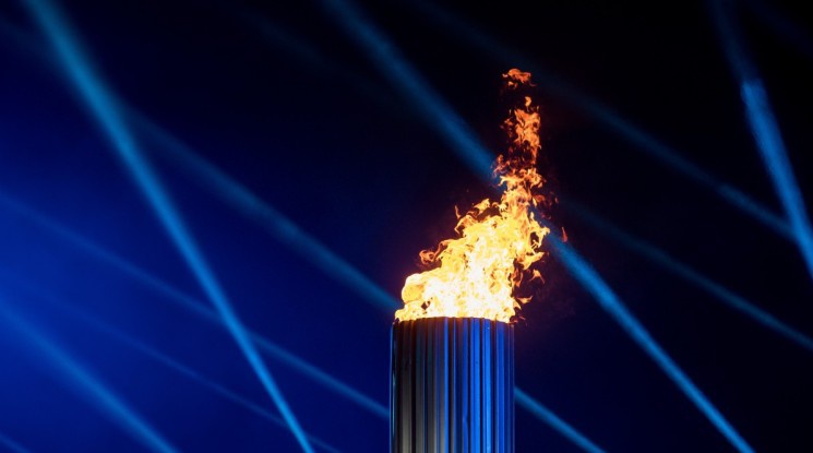 Церемонията по запалване на олимпийския огън без публика заради коронавируса