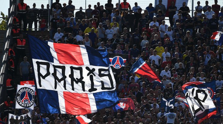 Френските клубове отварят стадионите си за фенове