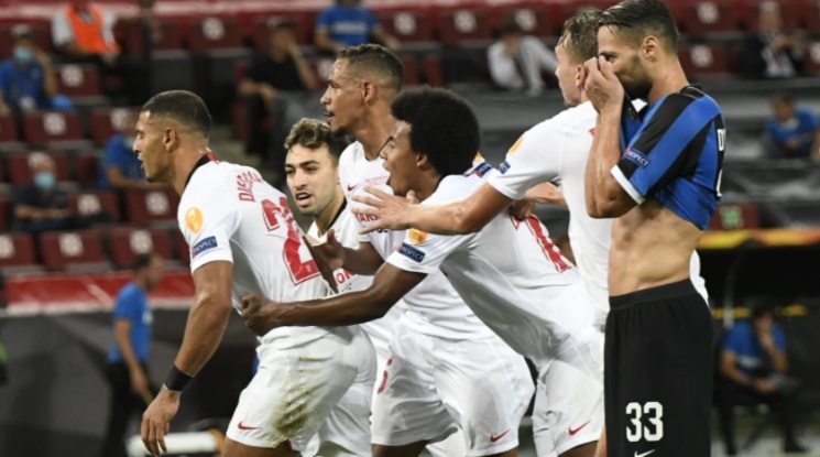 Севиля остана непобедим на финали в Лига Европа и триумфира в надпреварата за шести път (видео)