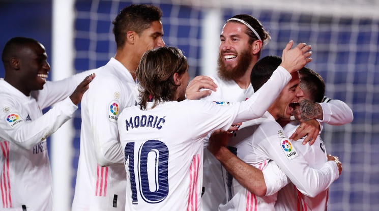 Реал с категорична победа над Атлетико в мадридското дерби (видео)