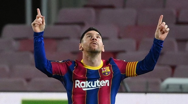 Меси иска да му бъде дадена повече власт в Барселона, за да остане в клуба