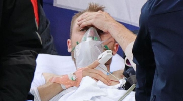 УЕФА: Ериксен е прехвърлен в болницата и е стабилизиран