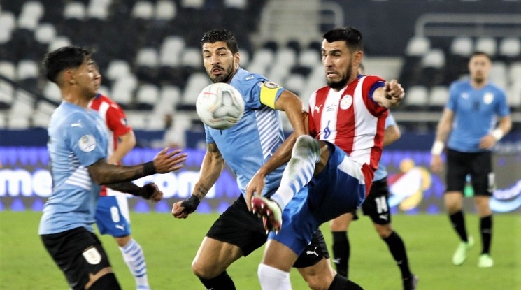 Уругвай 1:0 Парагвай (репортаж)