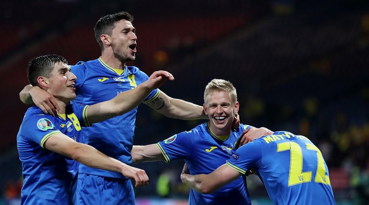 Украйна елиминира Швеция с гол в 121-та минута (видео)