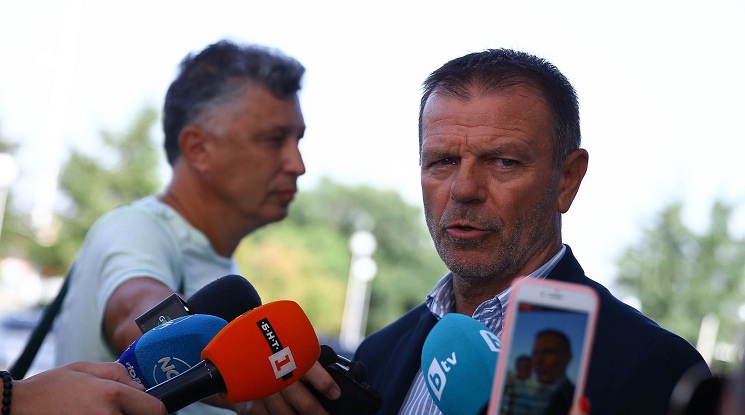 Стойчо Младенов: Във времето ще променям отбора както аз искам