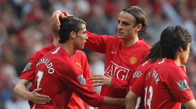 В Юнайтед си припомниха времената, когато Бербатов и Роналдо водеха атаката на "червените дяволи"