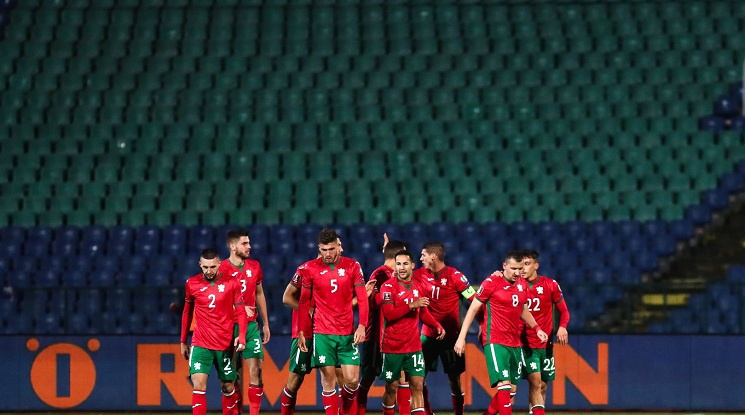 България обърна Северна Ирландия с два прекрасни гола на Неделев