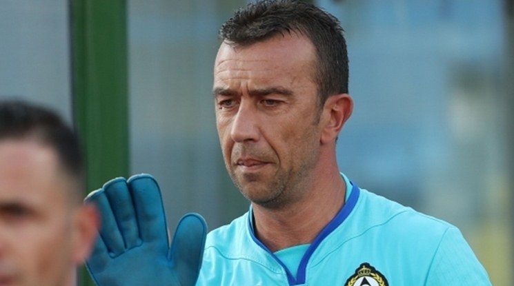 Удивително: 46-годишният Георги Петков ще играе в Славия и през следващия сезон