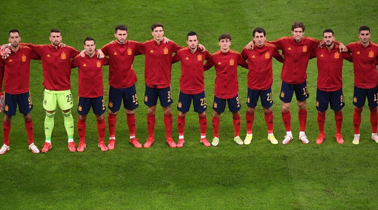 Испания излиза за задължителна победа в първия си мач от Мондиал 2022