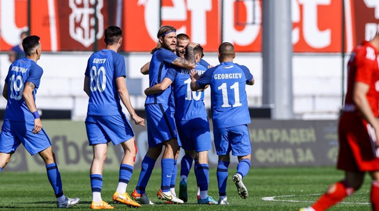 Арда вкара пет безответни гола на Локомотив Пловдив (видео)