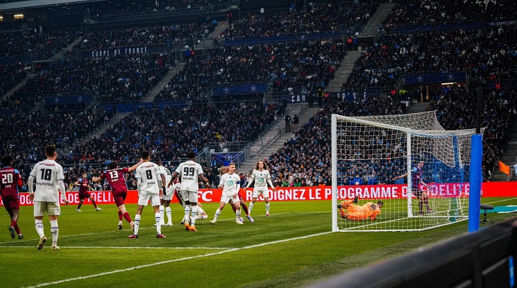 Марсилия се провали гръмко за Купа Франция